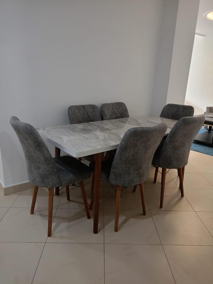 Ihssan Family Only Appartement